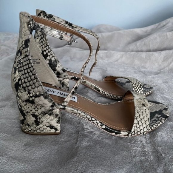 Steve Madden Heel Sandals - Picture 4 of 5